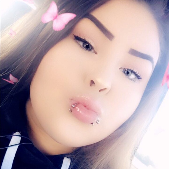 Meet your Posher, Shanon - Picture 1 of 1